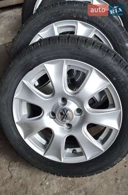 Хэтчбек Peugeot iOn 2014 в 