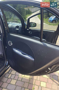 Хэтчбек Peugeot iOn 2012 в 