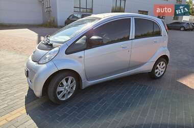 Хэтчбек Peugeot iOn 2011 в Ровно