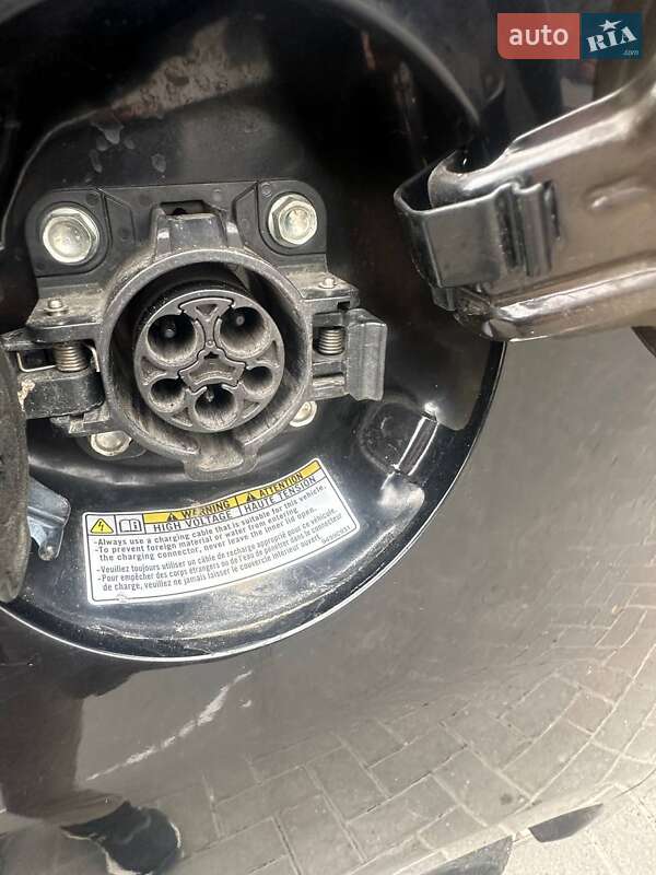 Хетчбек Peugeot iOn 2016 в Львові фото 16 Хетчбек Peugeot iOn 2016 в Львові