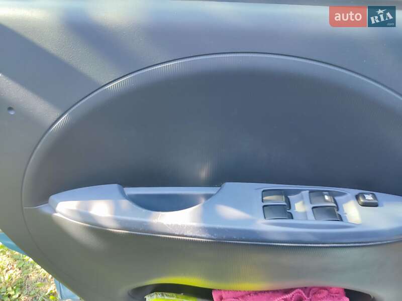 Хетчбек Peugeot iOn 2016 в Кременчуці