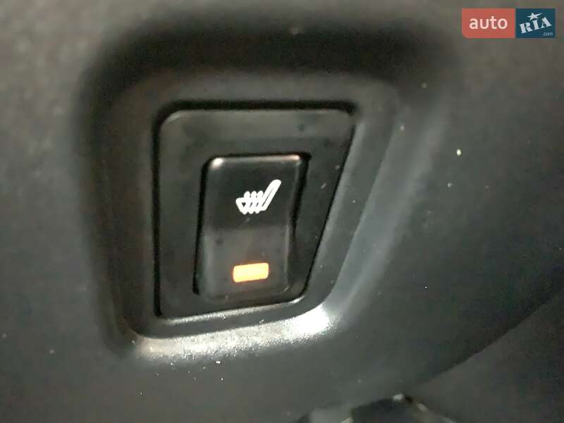 Хэтчбек Peugeot iOn 2014 в Луцке фото 27 Хэтчбек Peugeot iOn 2014 в Луцке