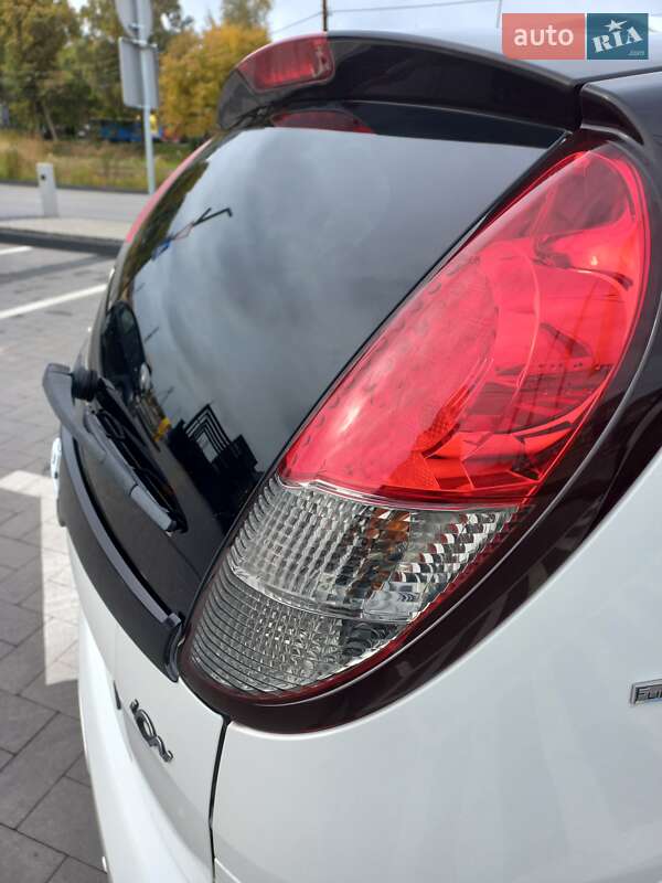 Хэтчбек Peugeot iOn 2011 в Луцке фото 29 Хэтчбек Peugeot iOn 2011 в Луцке