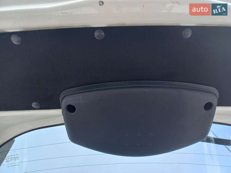 Хэтчбек Peugeot iOn 2011 в Луцке фото 32 Хэтчбек Peugeot iOn 2011 в Луцке