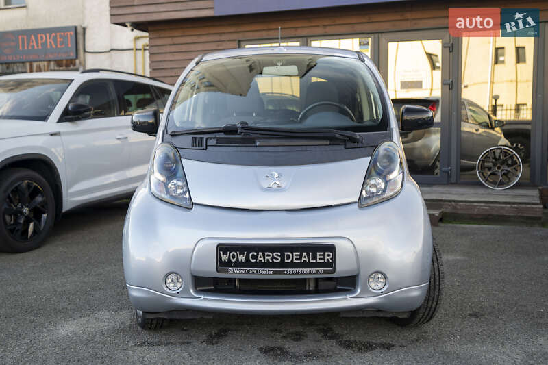 Хэтчбек Peugeot iOn 2017 в Киеве фото 2 Хэтчбек Peugeot iOn 2017 в Киеве