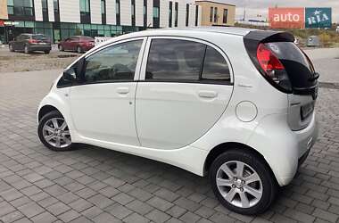 Хэтчбек Peugeot iOn 2016 в Хмельницком
