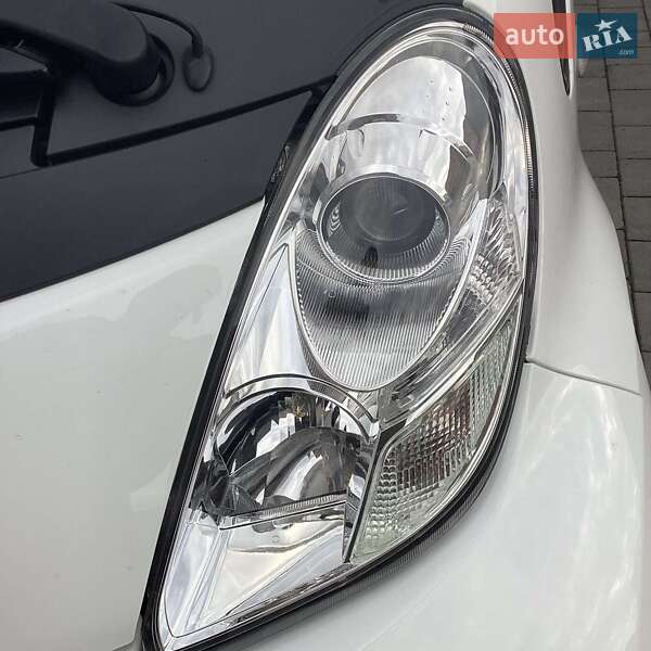 Хетчбек Peugeot iOn 2016 в Хмельницькому