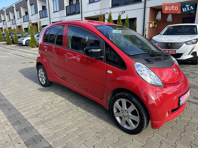 Хэтчбек Peugeot iOn 2011 в Луцке фото 5 Хэтчбек Peugeot iOn 2011 в Луцке
