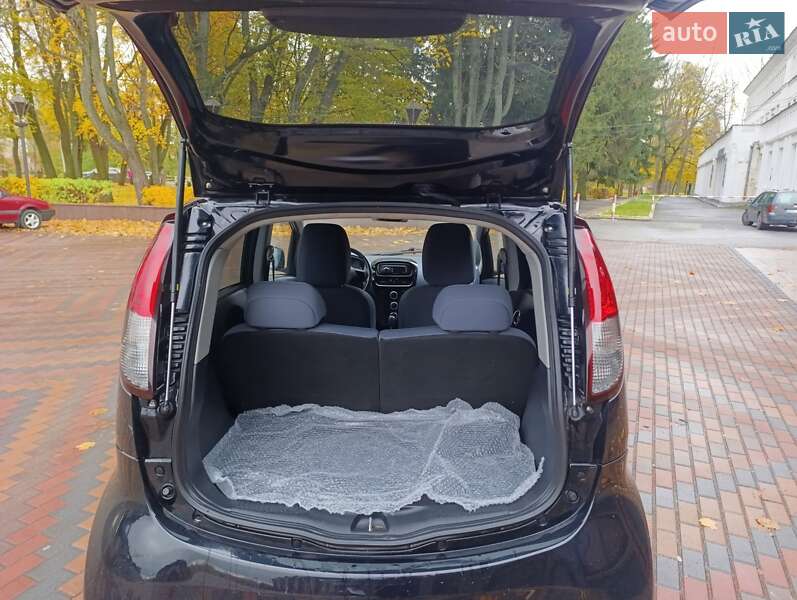 Хетчбек Peugeot iOn 2012 в Звягелі