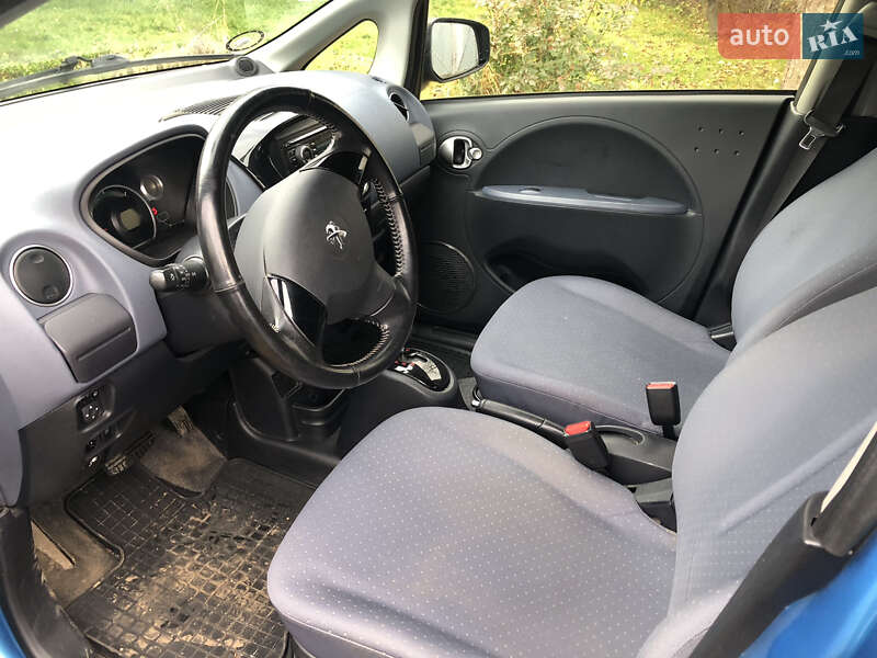 Хэтчбек Peugeot iOn 2014 в Львове