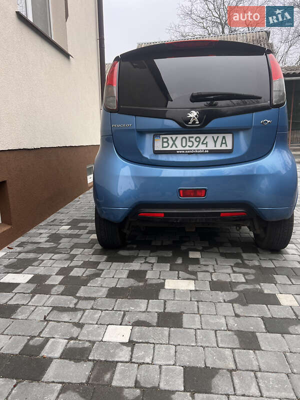 Хэтчбек Peugeot iOn 2010 в Хмельницком