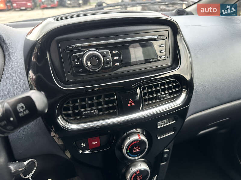 Хэтчбек Peugeot iOn 2017 в Львове фото 11 Хэтчбек Peugeot iOn 2017 в Львове