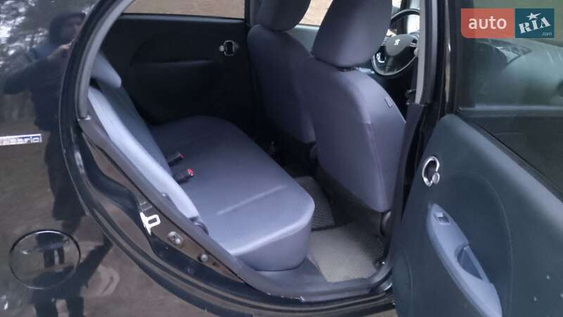 Хэтчбек Peugeot iOn 2014 в Орловщине фото 10 Хэтчбек Peugeot iOn 2014 в Орловщине