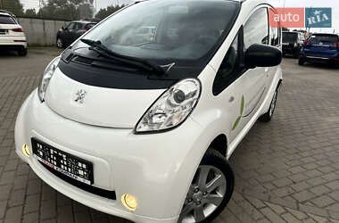 Хэтчбек Peugeot iOn 2017 в Львове