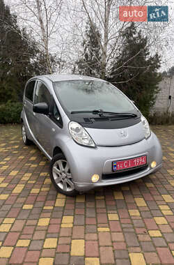 Хэтчбек Peugeot iOn 2011 в Днепре