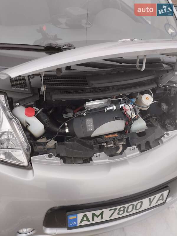 Хетчбек Peugeot iOn 2011 в Житомирі фото 8 Хетчбек Peugeot iOn 2011 в Житомирі