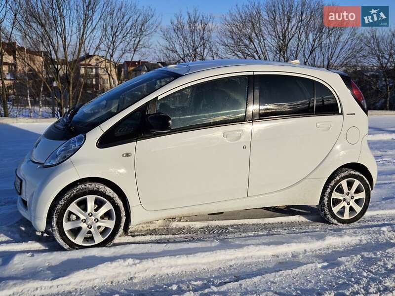 Хэтчбек Peugeot iOn 2011 в Тернополе фото 3 Хэтчбек Peugeot iOn 2011 в Тернополе