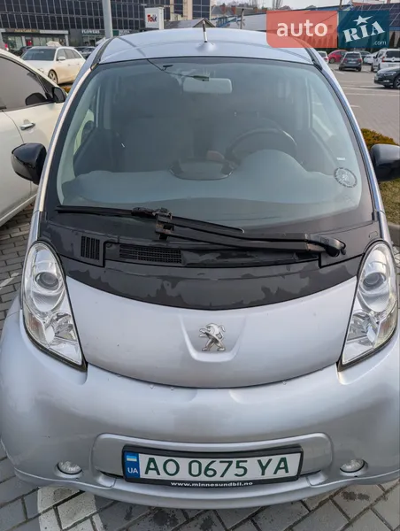 Peugeot iOn 2012 VIN VF31NZKZZCU802810 фото оголошення 13 з 36