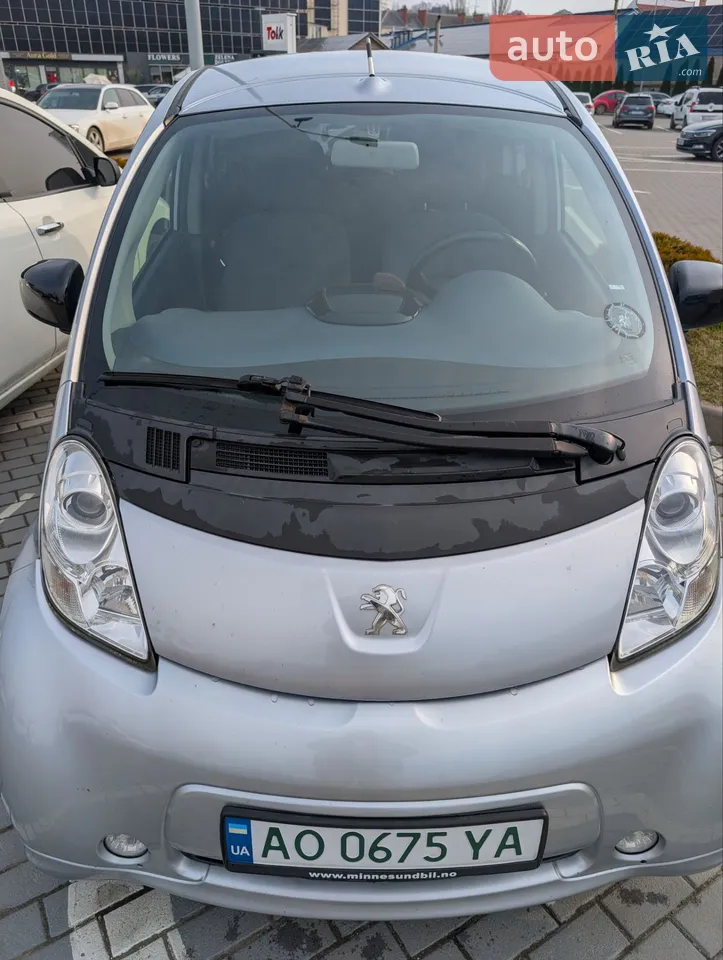 2012 Peugeot iOn - мініатюра 20