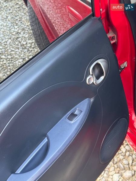 Хэтчбек Peugeot iOn 2011 в Стрые