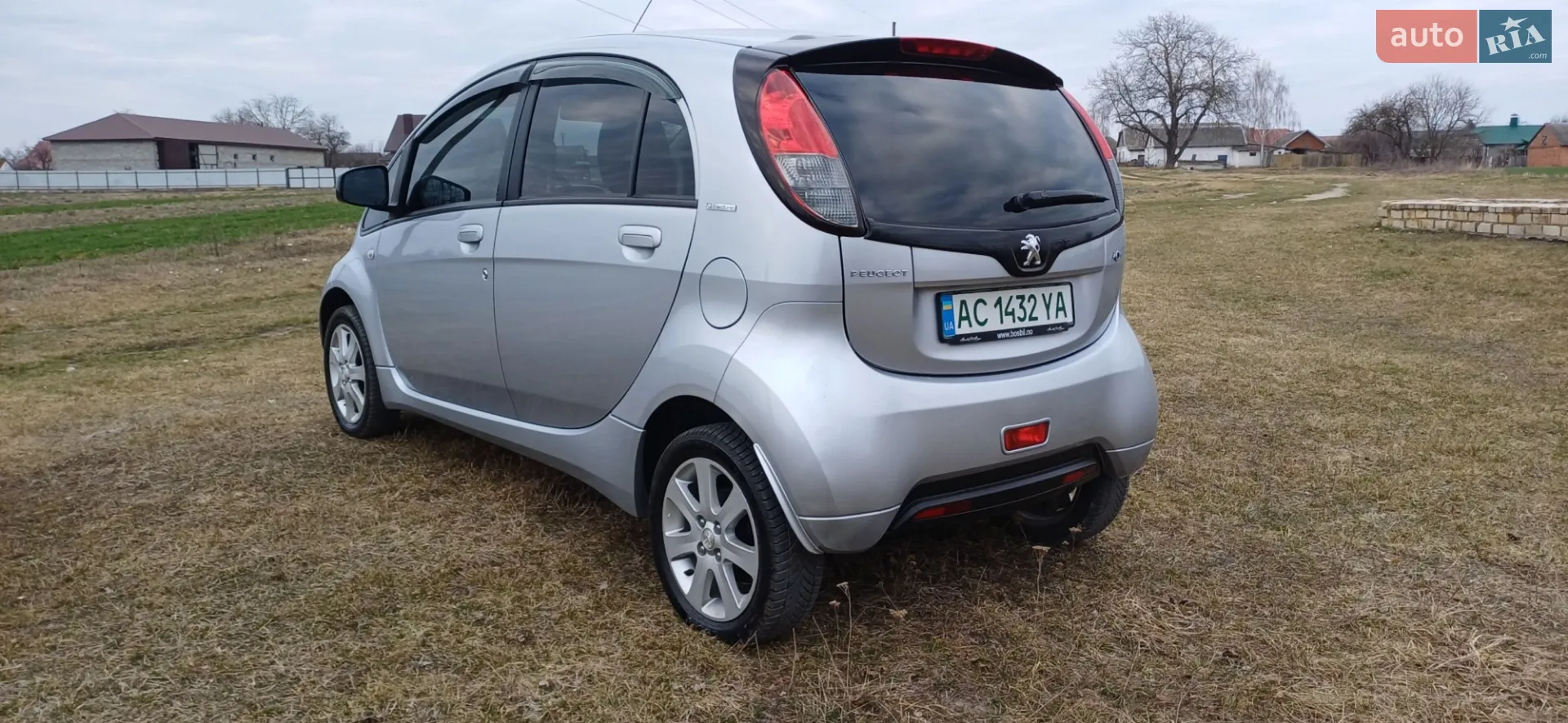 2011 Peugeot iOn - мініатюра 2