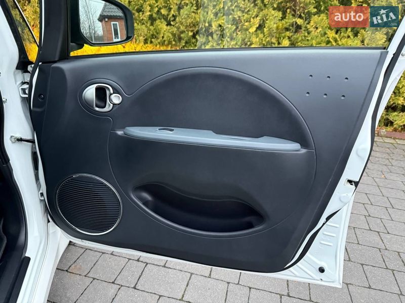 Хэтчбек Peugeot iOn 2019 в Стрые