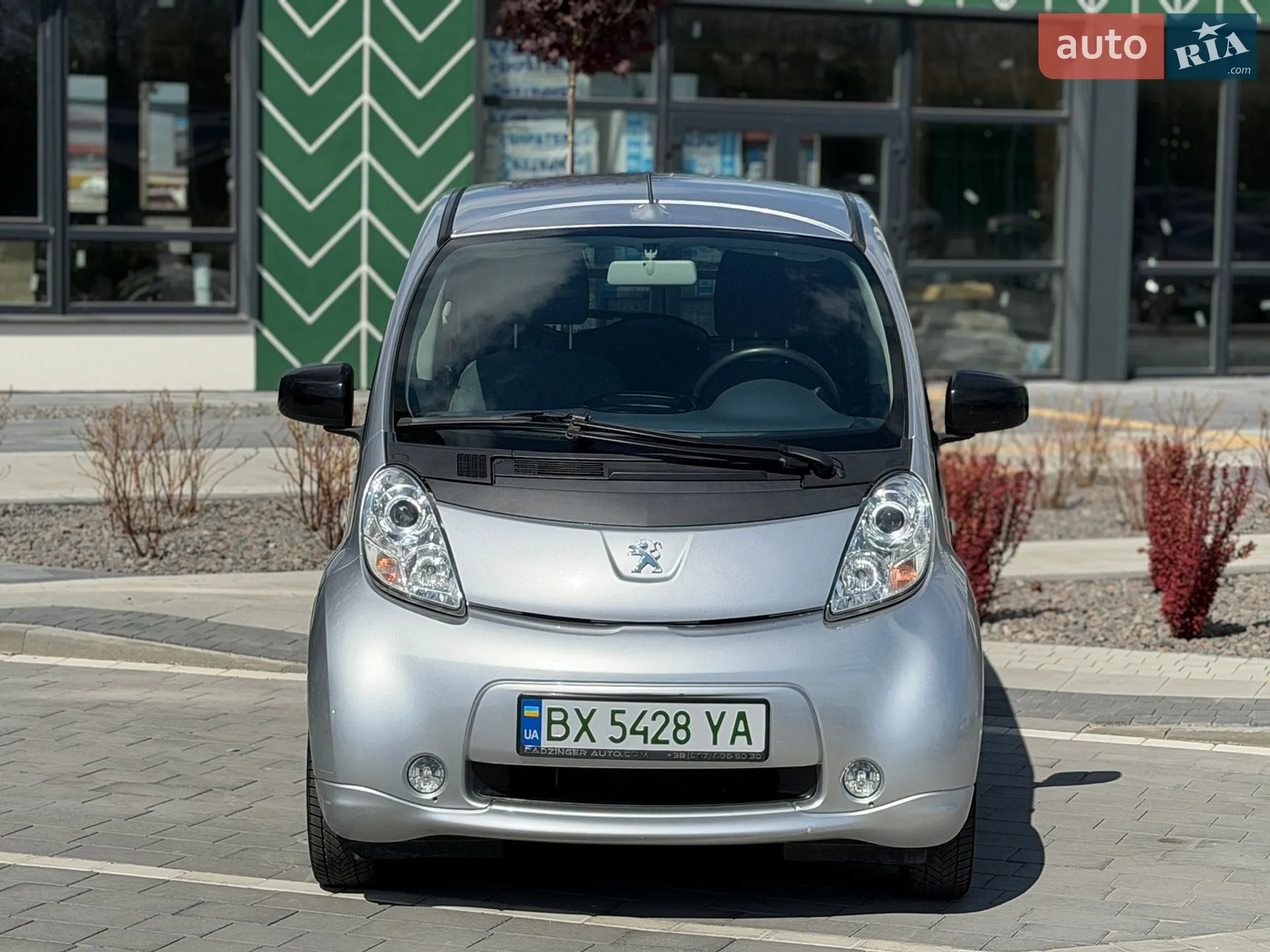 2013 Peugeot iOn - мініатюра 2