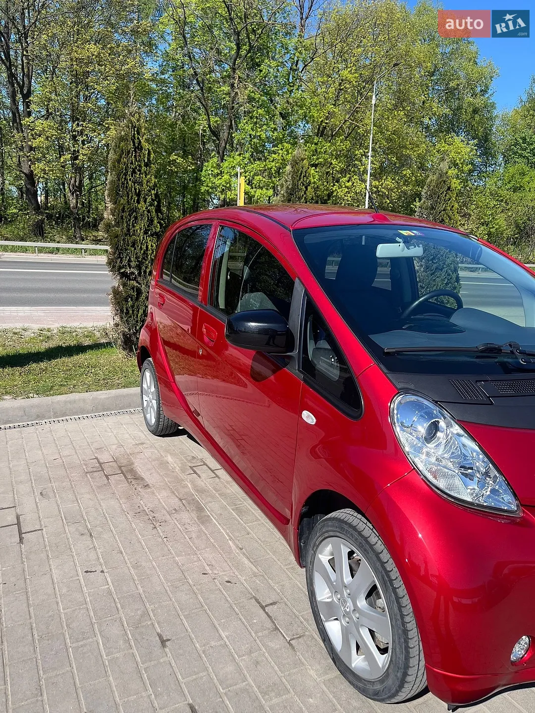 2017 Peugeot iOn - мініатюра 4