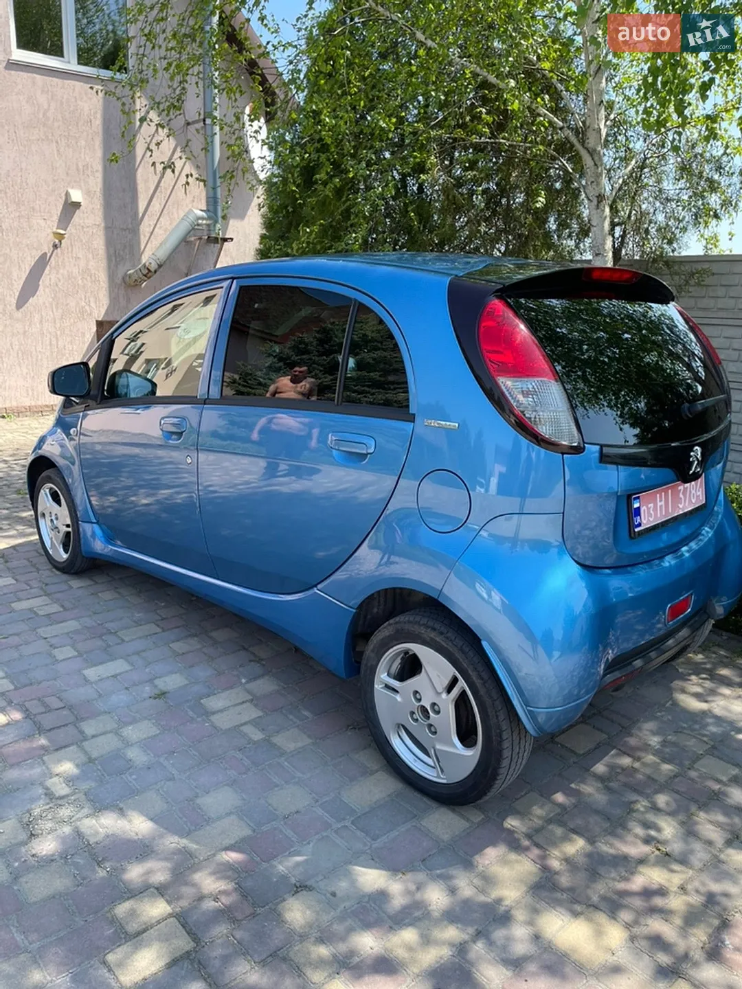 2012 Peugeot iOn - мініатюра 4