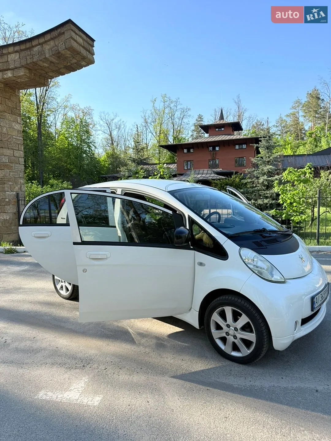2012 Peugeot iOn - мініатюра 4