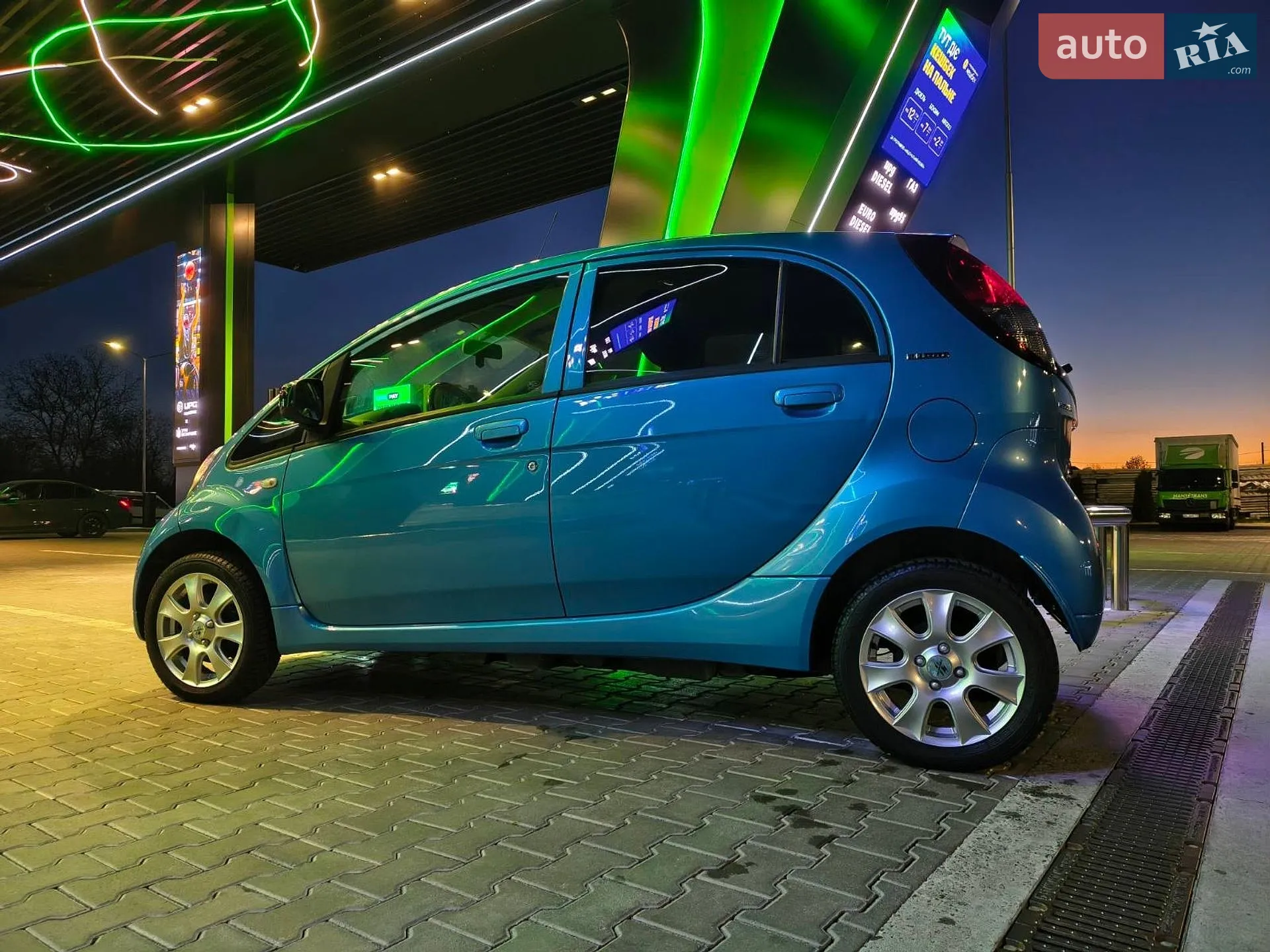 2014 Peugeot iOn - мініатюра 15