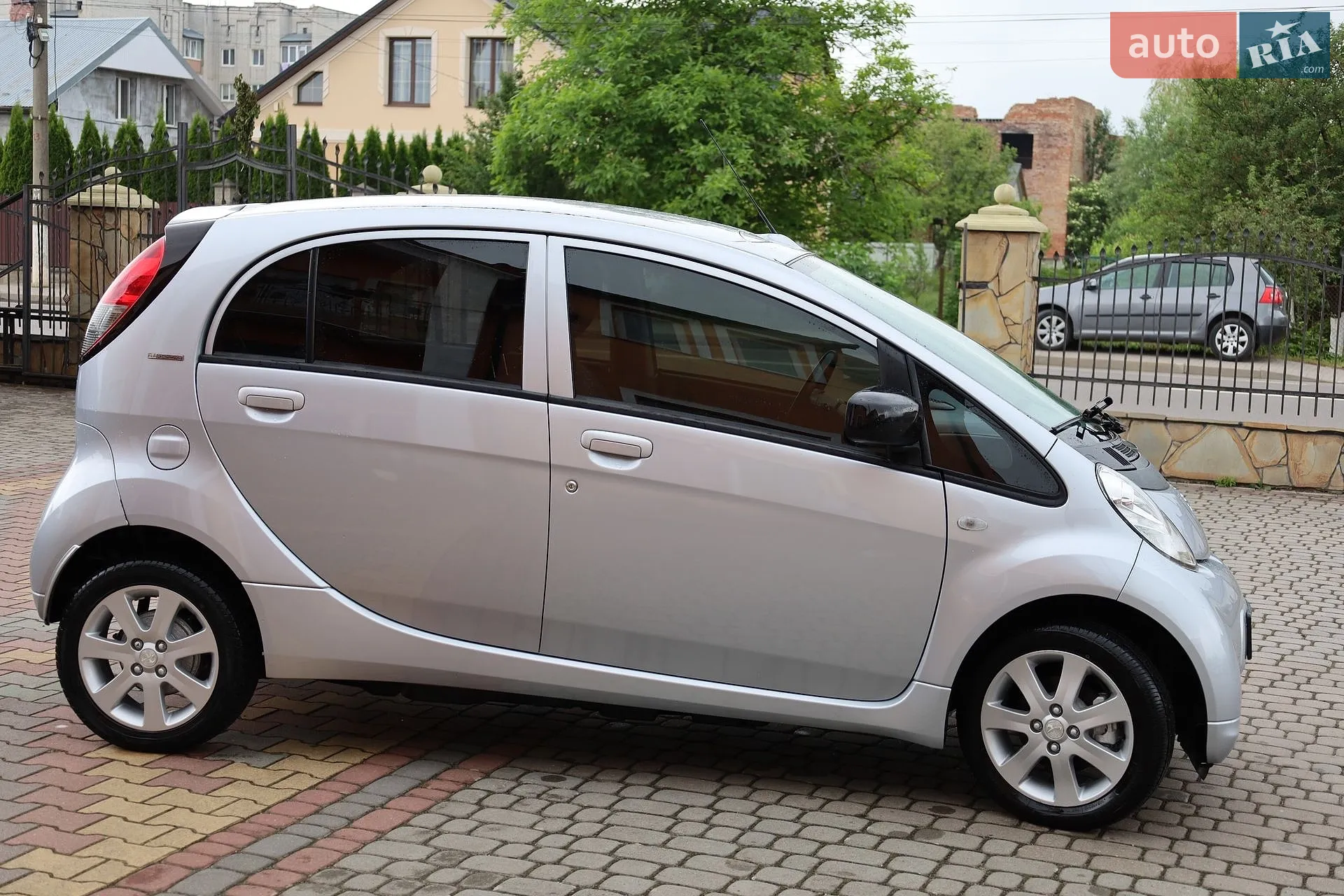 2014 Peugeot iOn - мініатюра 6