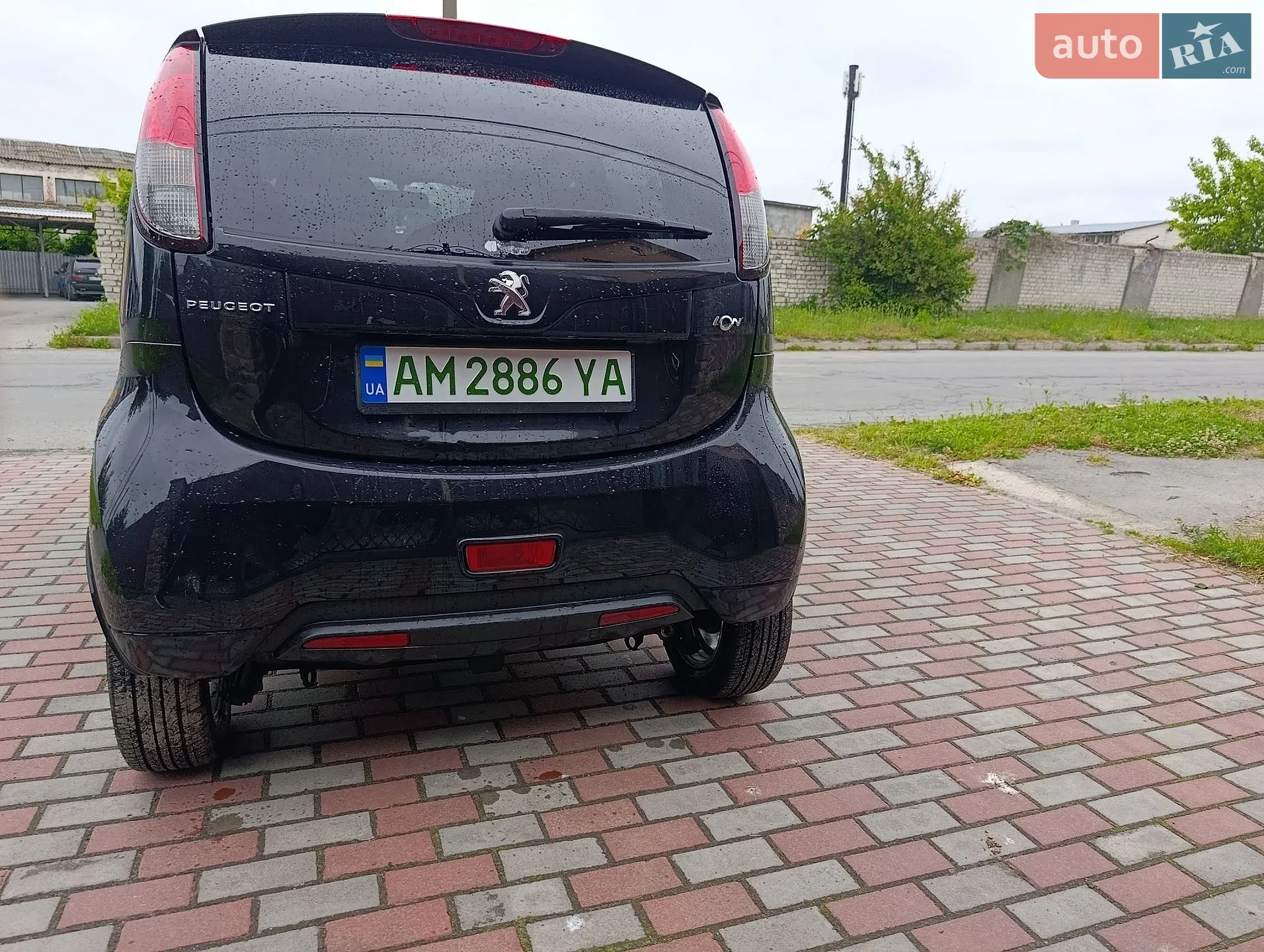 2012 Peugeot iOn - мініатюра 8