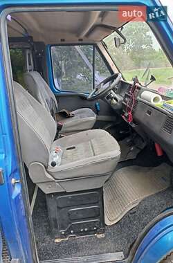 Мінівен Peugeot J5 1991 в Єланці