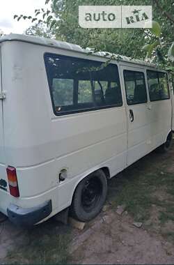 Микроавтобус Peugeot J9 Karsan 1991 в Городке