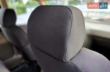 Седан Peugeot Pars 2005 в 
