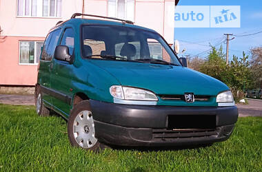 Пикап Peugeot Partner пасс. 2001 в Решетиловке