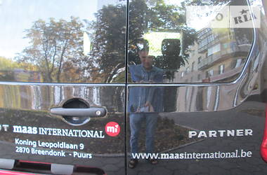 Грузопассажирский фургон Peugeot Partner 2010 в Сумах