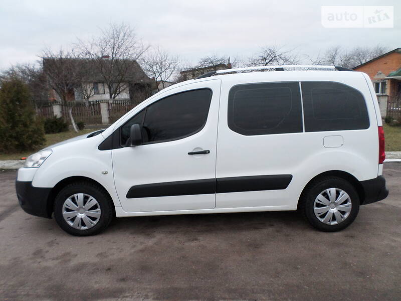 Мінівен Peugeot Partner 2010 в 