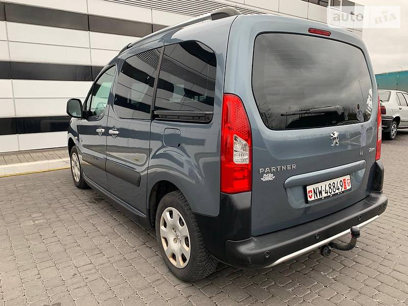 Мінівен Peugeot Partner 2011 в Рівному