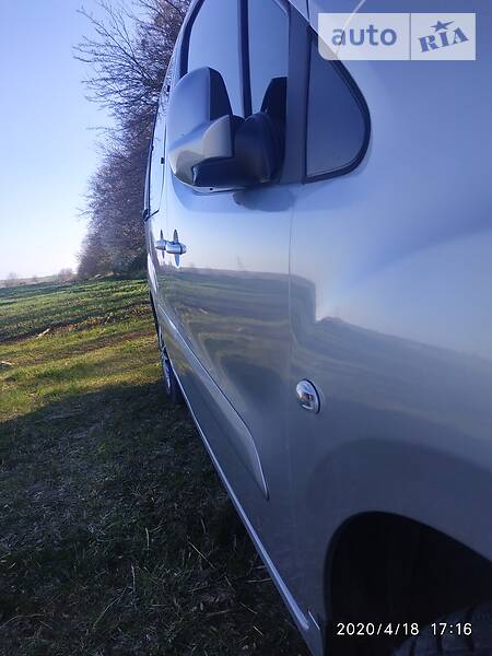 Мінівен Peugeot Partner 2008 в Тернополі