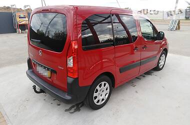 Мінівен Peugeot Partner 2010 в 