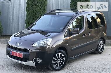 Минивэн Peugeot Partner 2012 в 