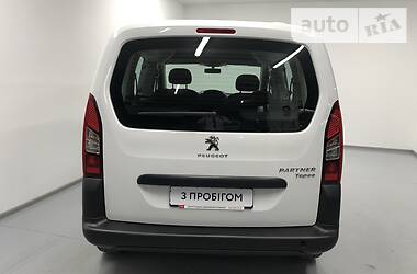 Универсал Peugeot Partner 2017 в Киеве