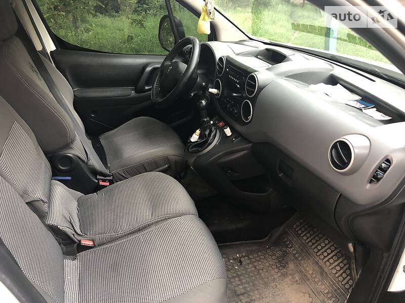 Минивэн Peugeot Partner 2009 в Волочиске