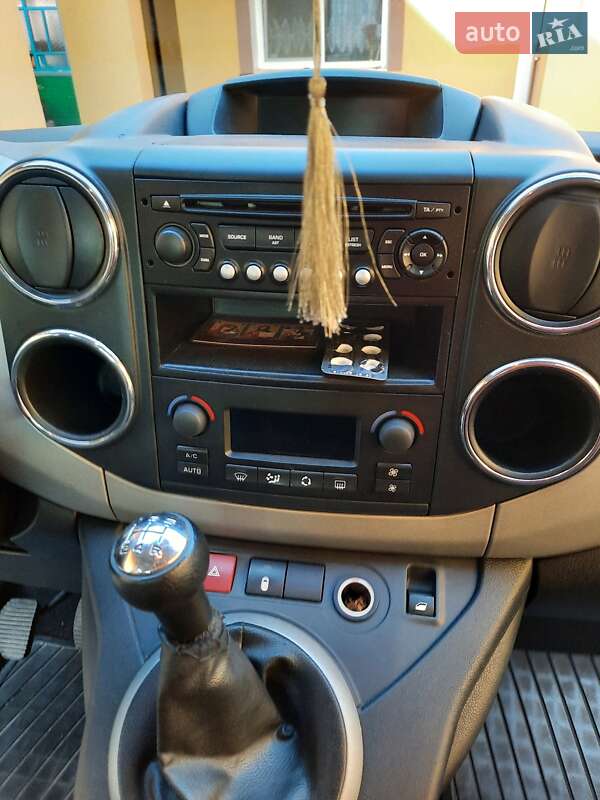 Мінівен Peugeot Partner 2011 в Чернівцях фото 8 Мінівен Peugeot Partner 2011 в Чернівцях