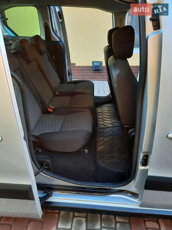 Мінівен Peugeot Partner 2011 в Чернівцях фото 12 Мінівен Peugeot Partner 2011 в Чернівцях