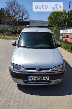 Минивэн Peugeot Partner 2001 в Городенке