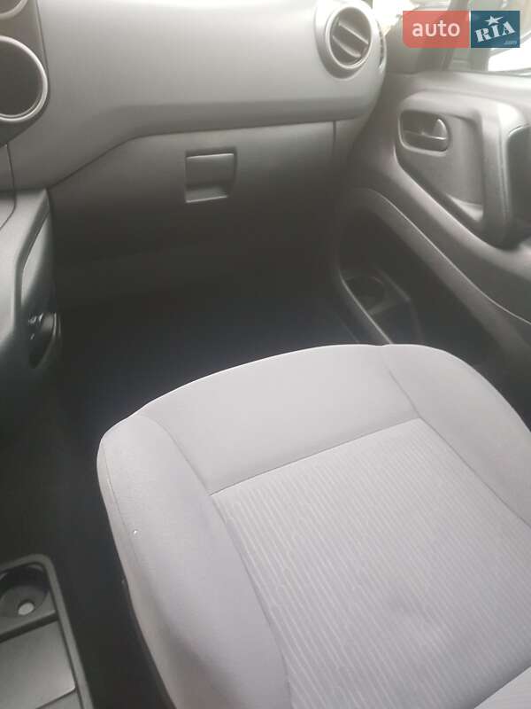 Минивэн Peugeot Partner 2013 в Виноградове