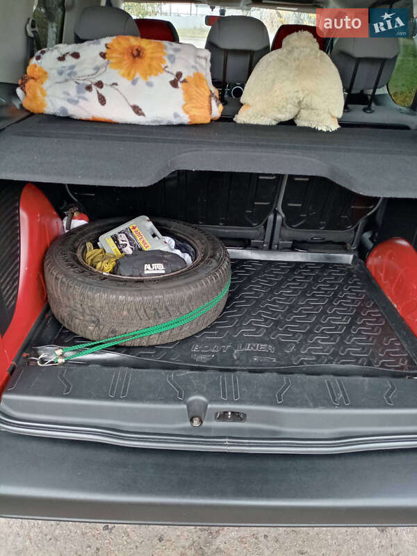 Мікровен Peugeot Partner 2012 в Карлівці